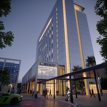 Hotel La Tour Milton Keynes Exterior foto